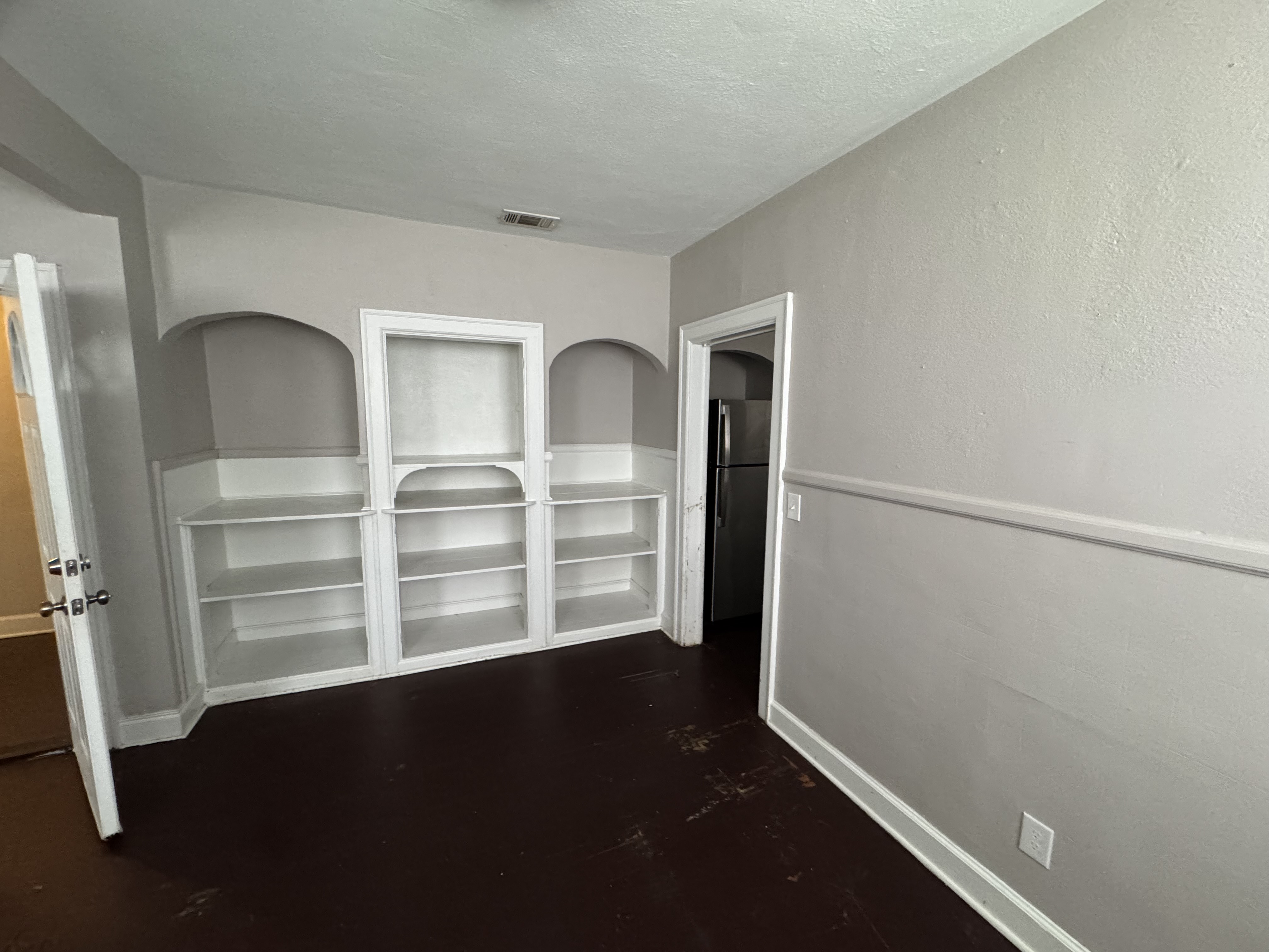 2 bedroom rental apartment on 1215 E Anderson in Savannah GA — photo 4